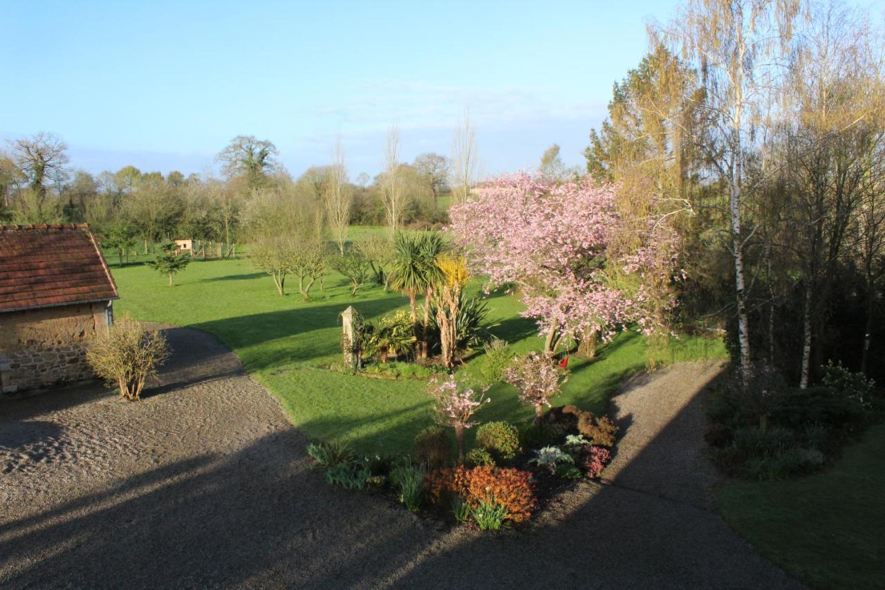 Manoir De La Ventiniere Bed and Breakfast Marchésieux Buitenkant foto